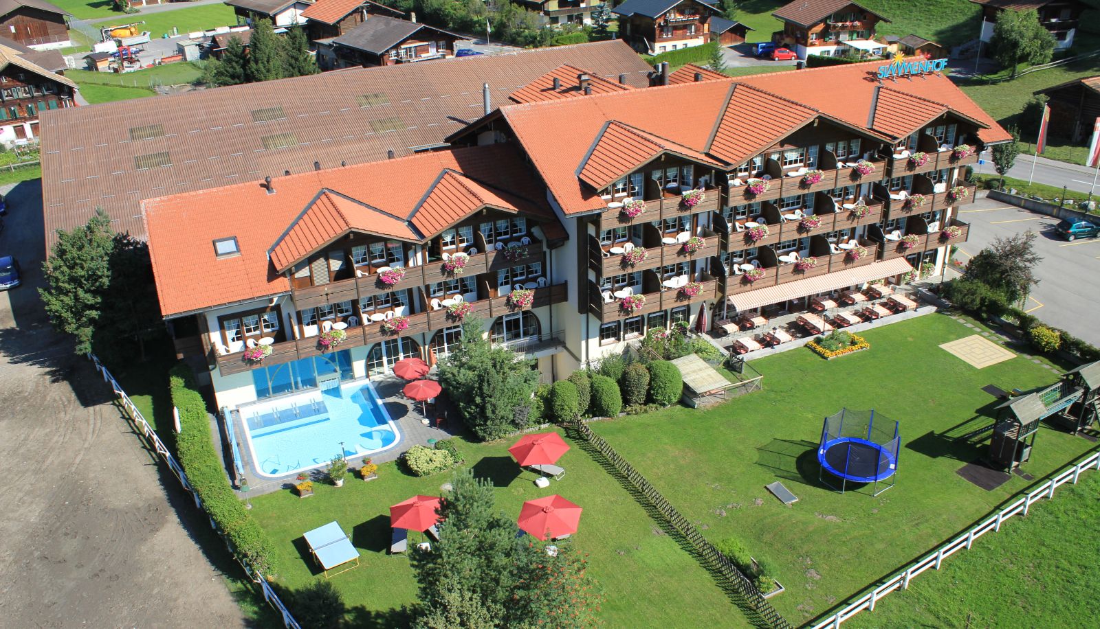 Hotel Außenbreich - Hotel Simmenhof