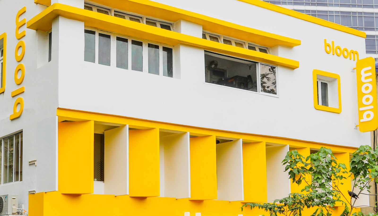 Zewnętrzna część hotelu - Bloom Hotel - Worli