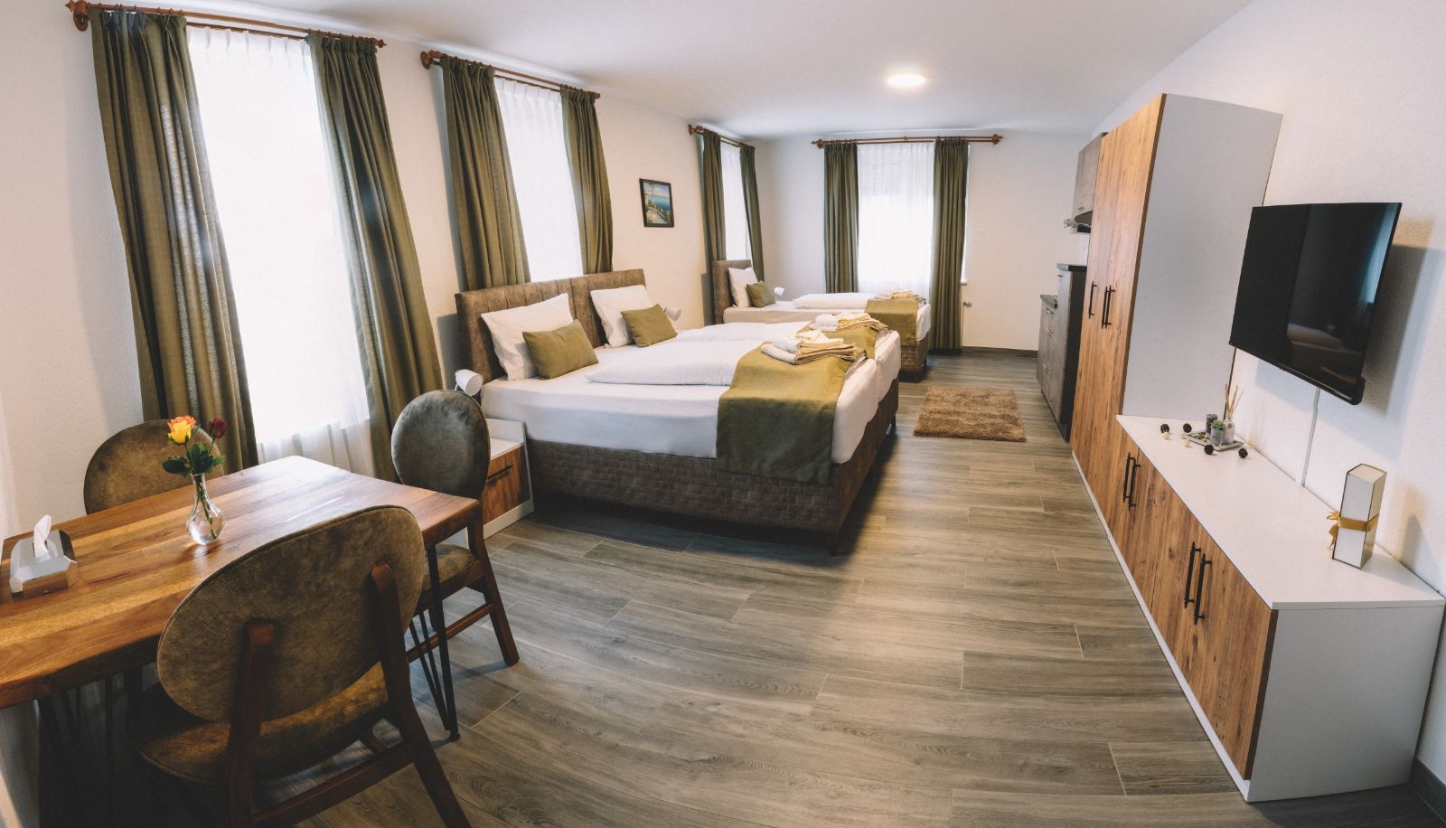 Familienzimmer - E&B Aparthotel