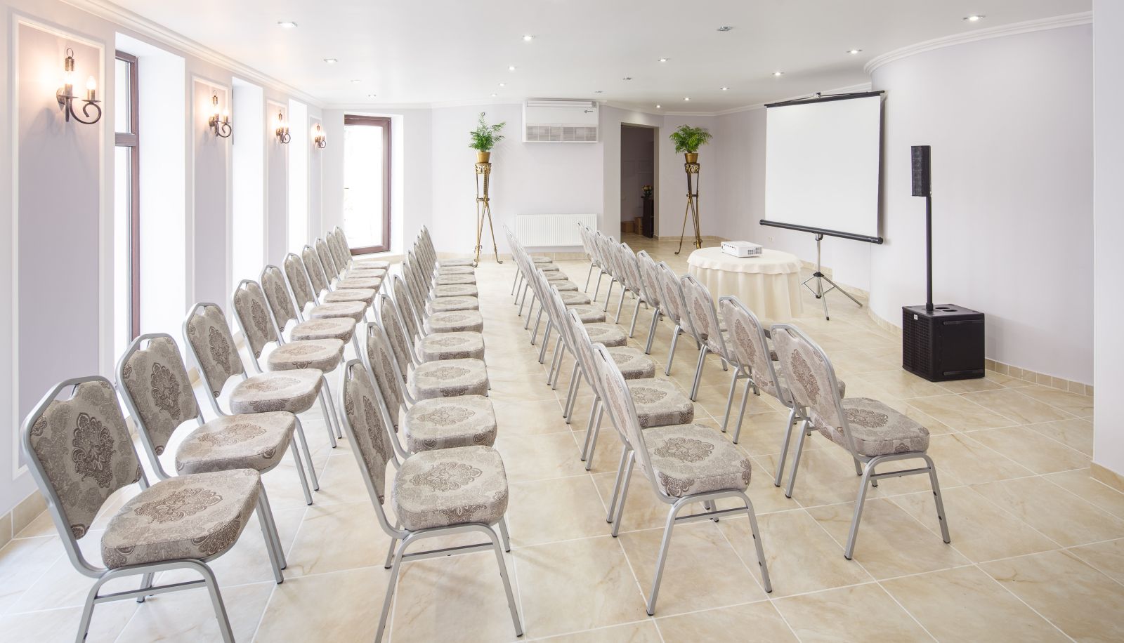 Sala konferencyjna - Mozart Моцарт
