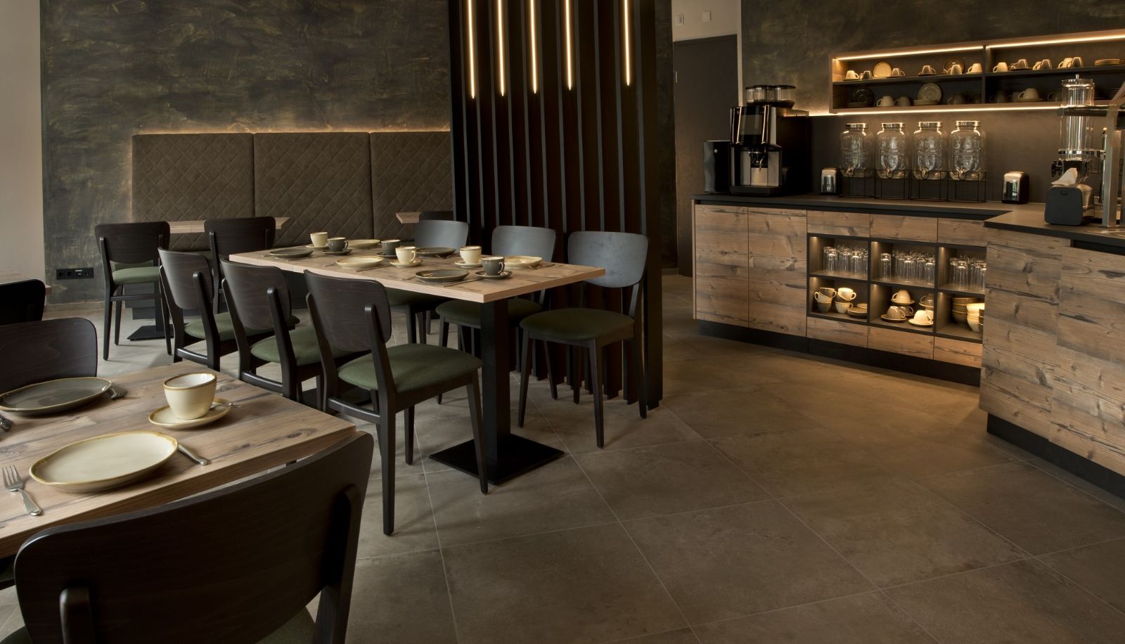 Salle de petit-déjeuner - Hotel Zum Grünen Baum