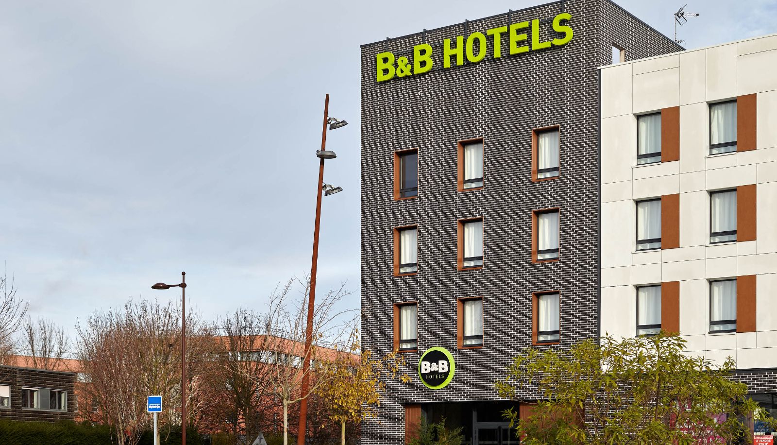 Zona exterior del hotel - B&B HOTEL Bois d'Arcy Saint-Quentin-en-Yvelines 3 étoiles