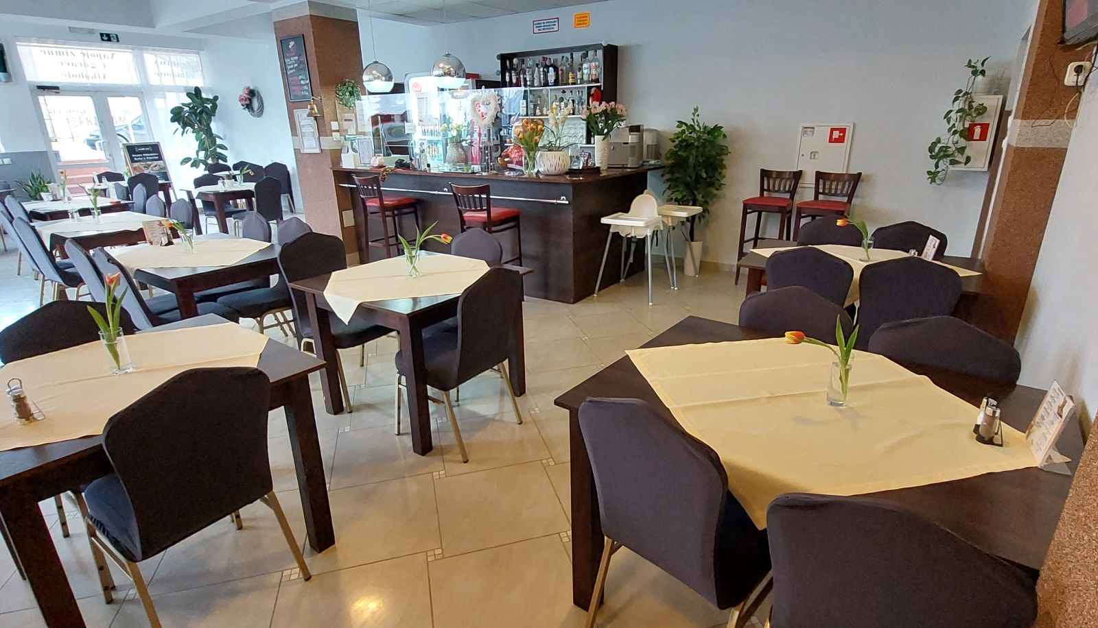 Frühstücksraum innerhalb des Restaurants - Rezydencja Korab