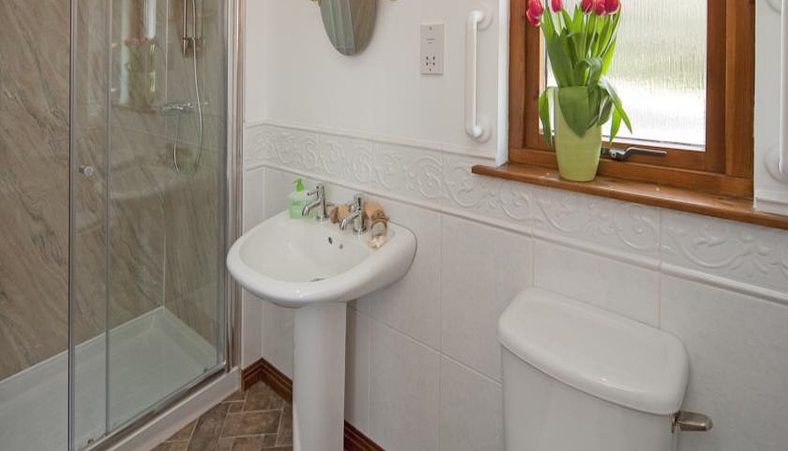 Bagno - Holly Tree