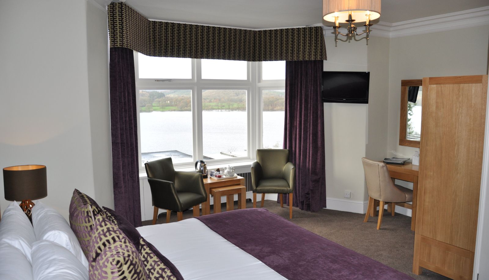 Room with lake view - Beech Hill