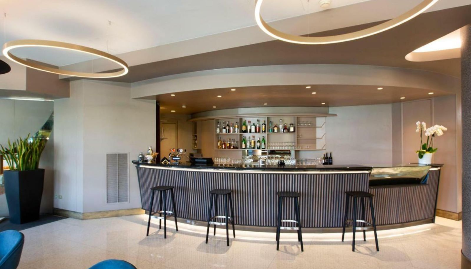 Bar - Cavallo Hotel Verona Est