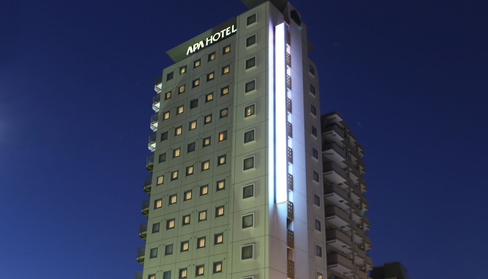 Buitenruimte van het hotel - APA Hotel Nishi-Azabu