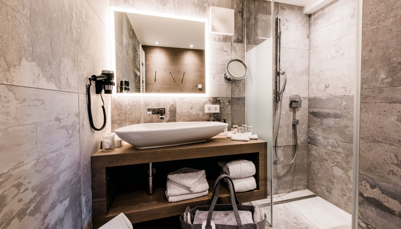 Badezimmer - Oberforsthof Hotel