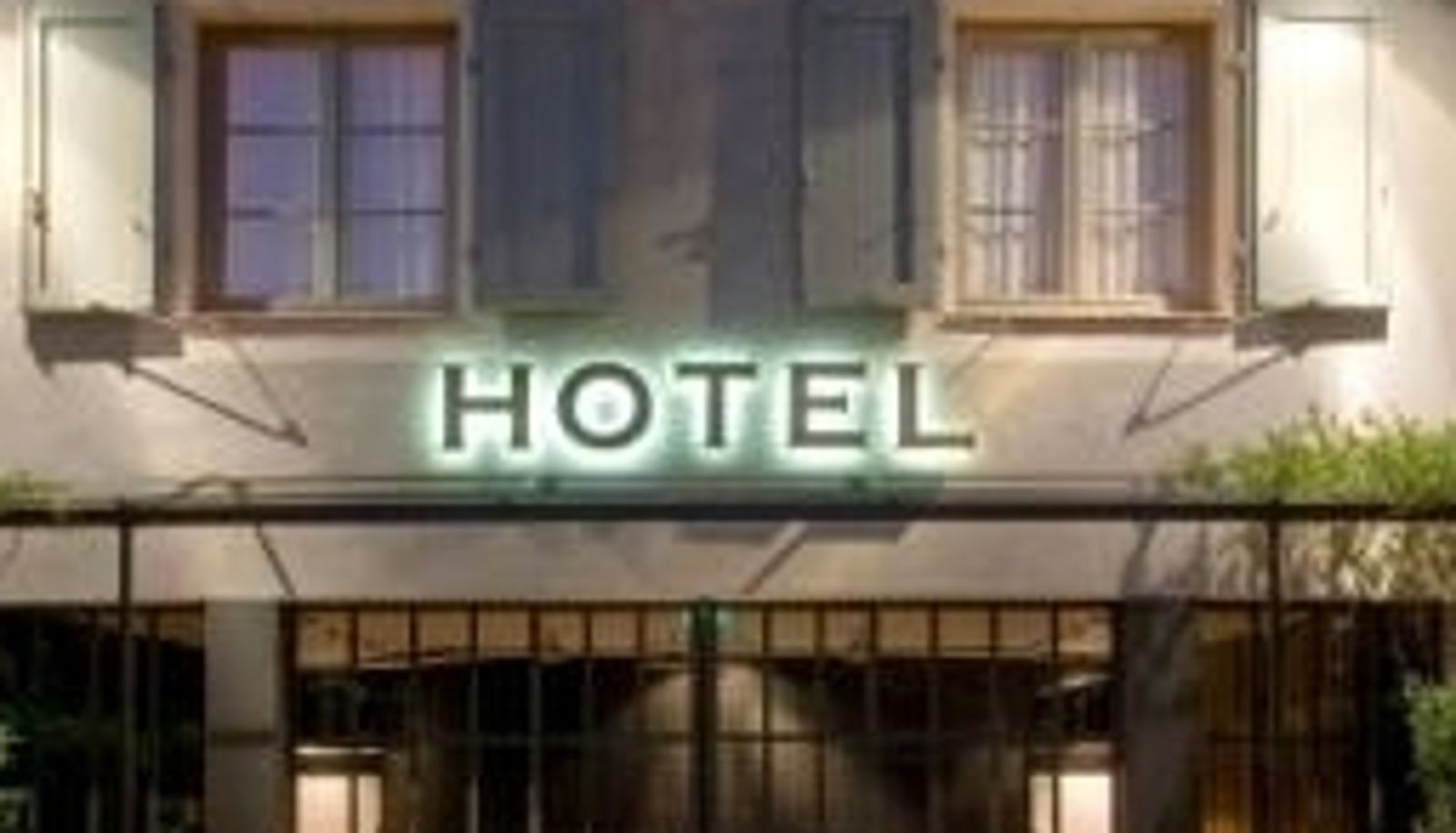 Buitenruimte van het hotel - Montmorency