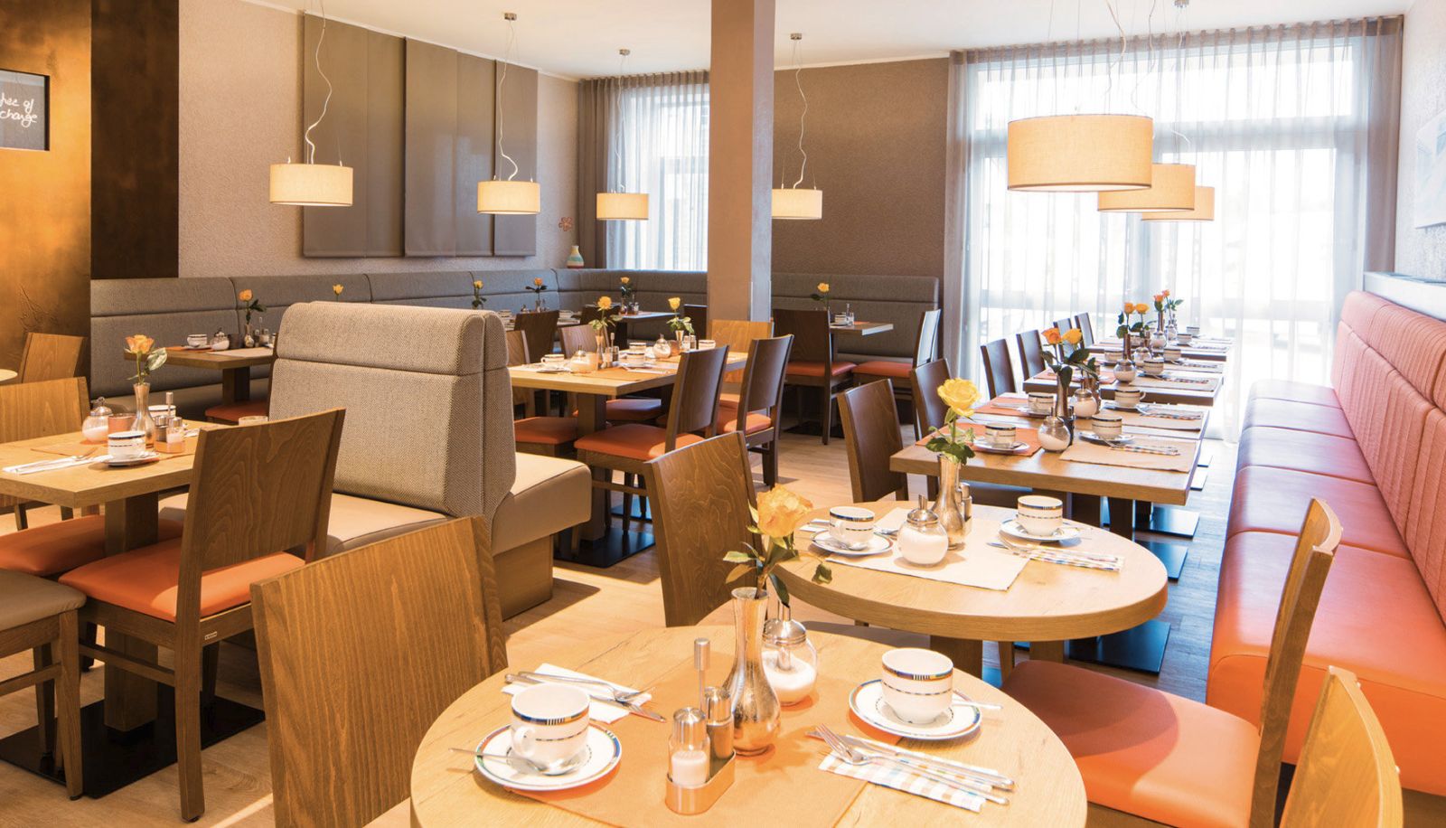 Breakfast room - AmbientHotel am Europakanal