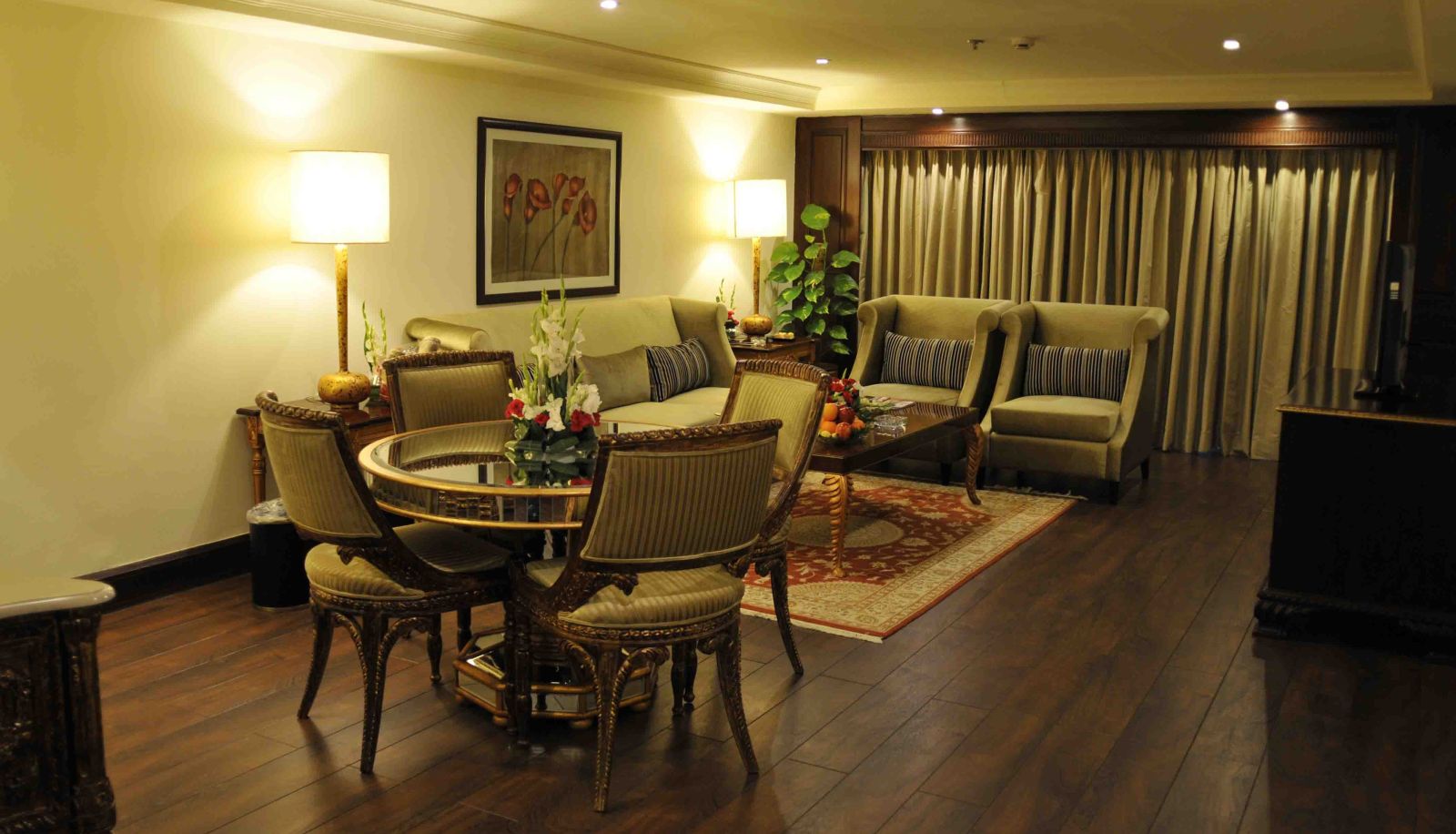 Suite - Pearl Continental Lahore