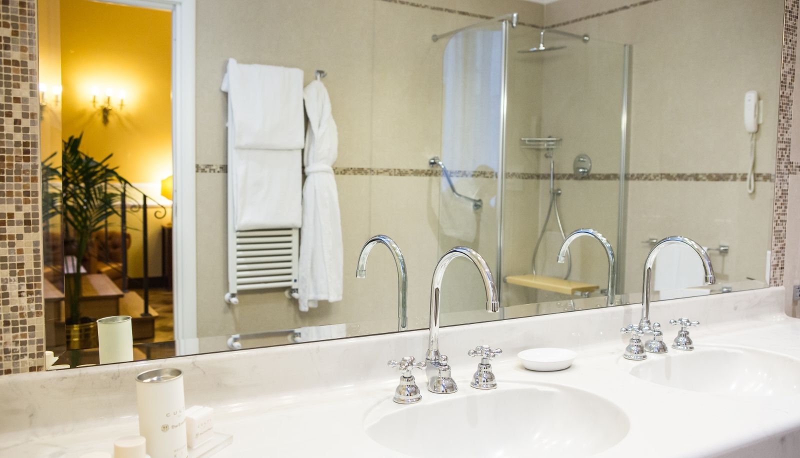 Bathroom - Bristol Palace