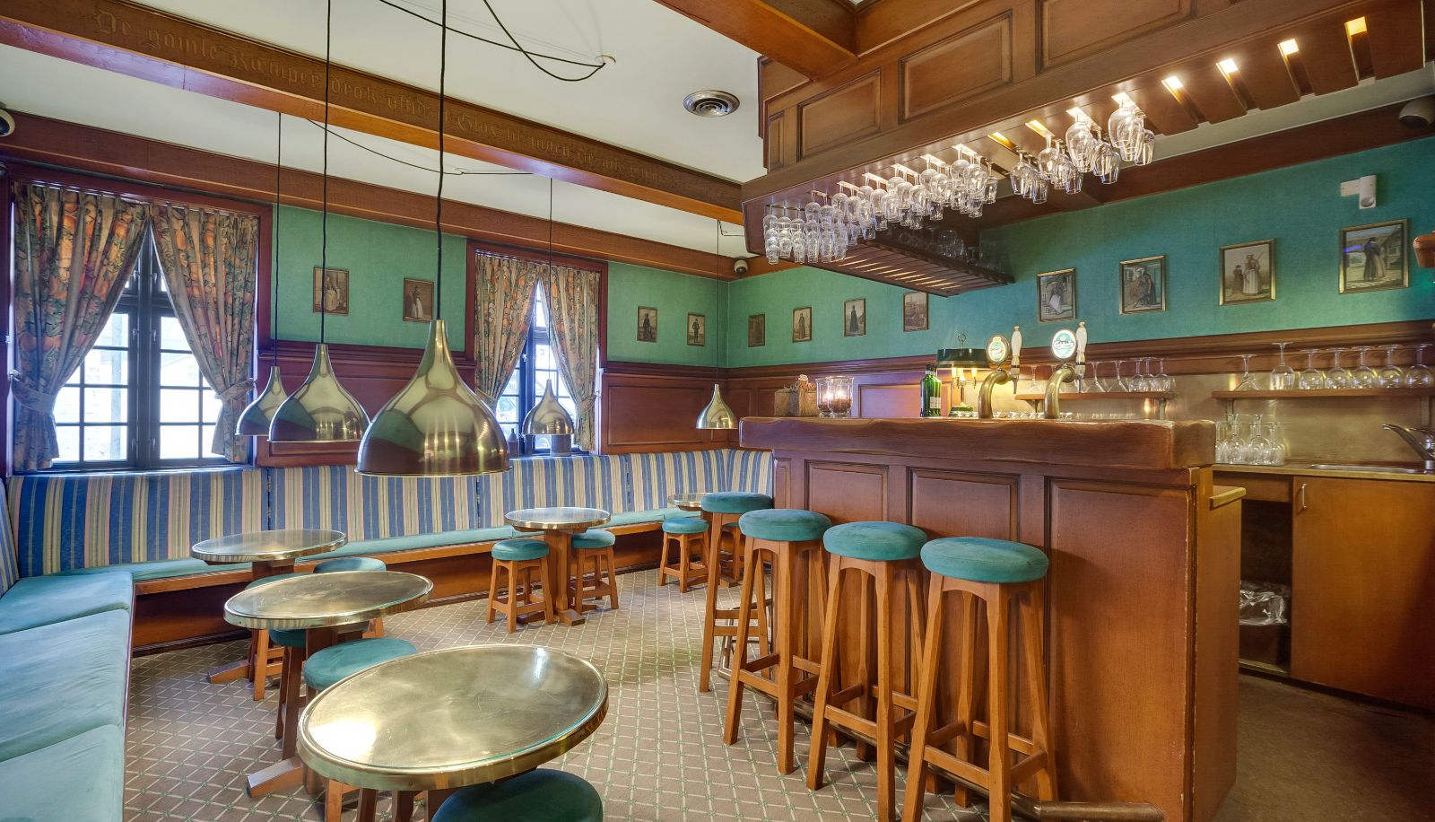 Bar - Kryb-i-Ly  Hotel