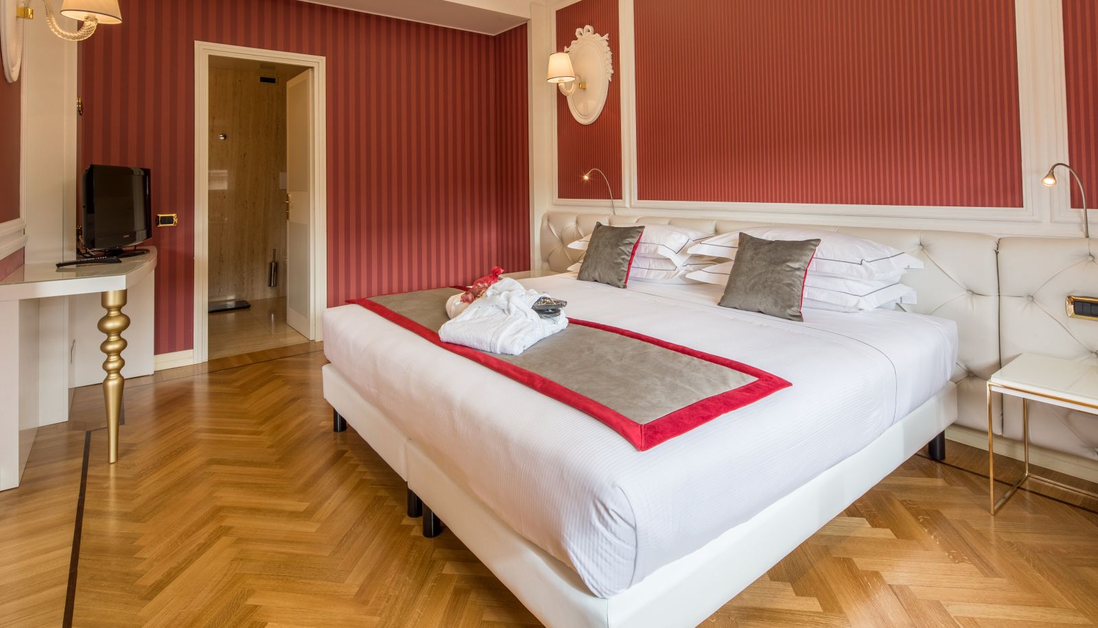 Suite - Grande Albergo Roma