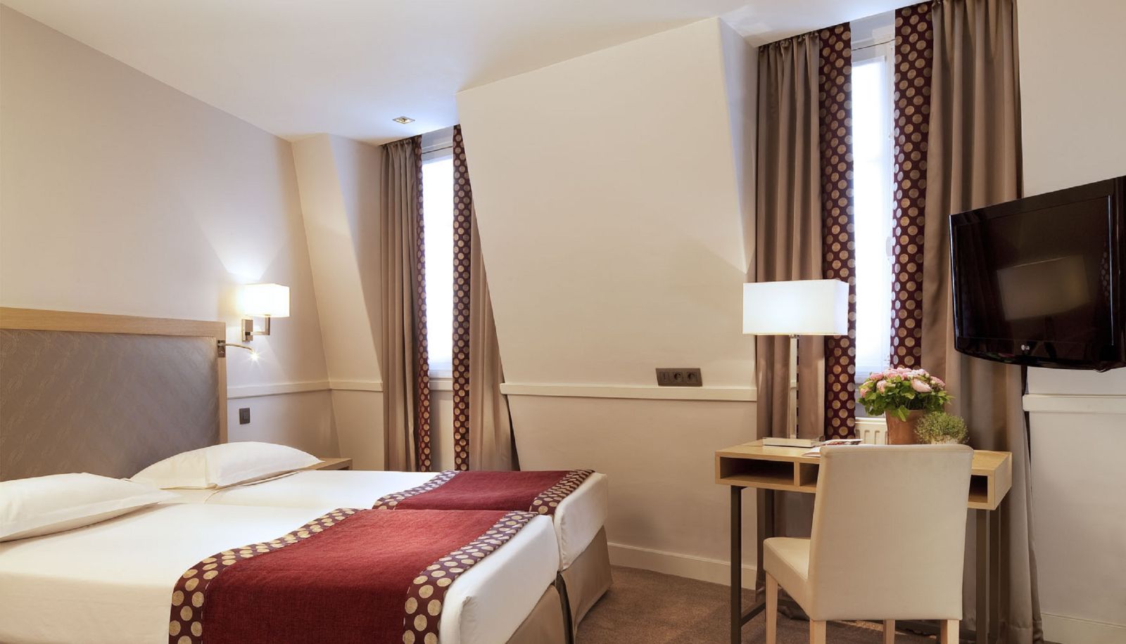 Superior room (double) - Floride Etoile