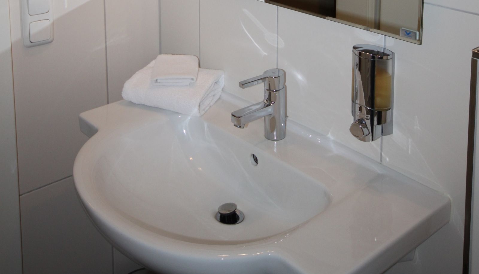 Badezimmer - Lieblingsplatz Hotel Seedeich