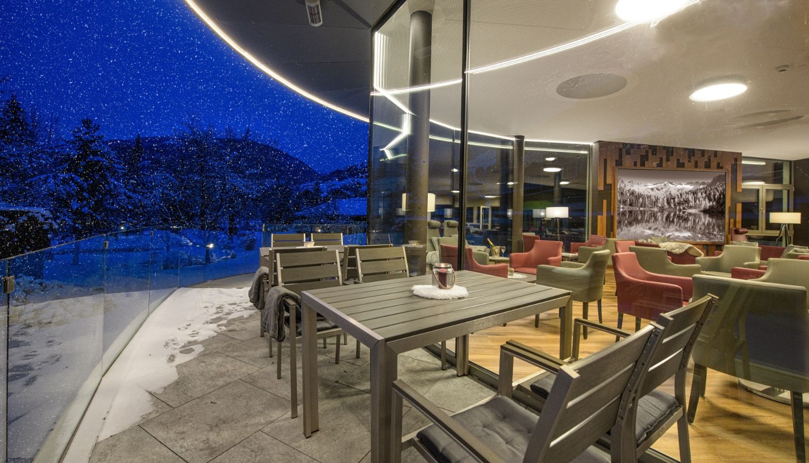 Terrace - Hotel Palace