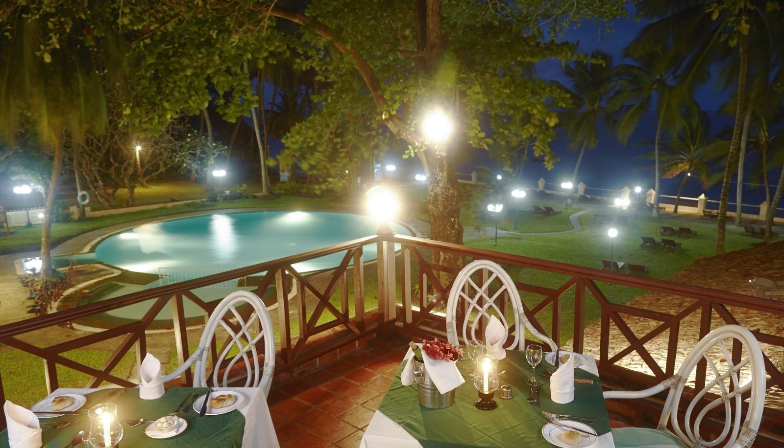 Restaurant - Neptune Beach Resort