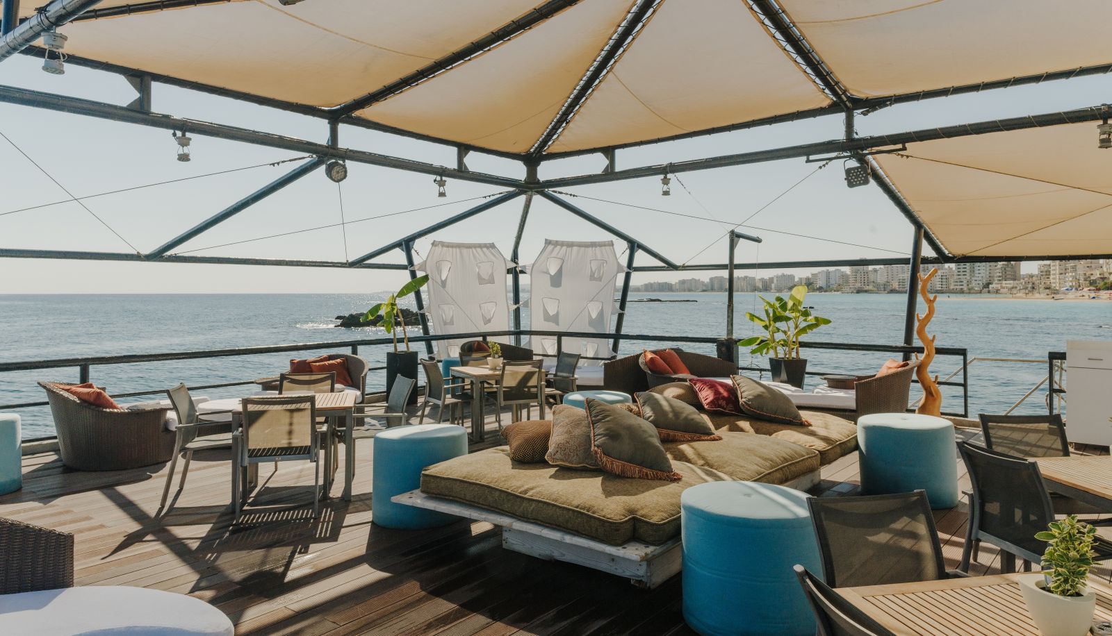 Strand - The Arkin Palm Beach Hotel