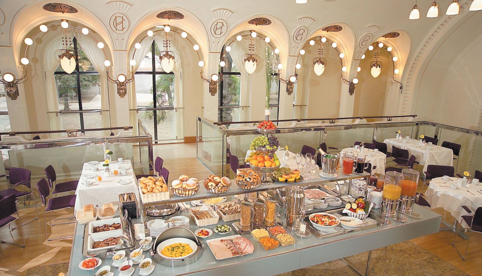 Buffet - K+K Hotel Central