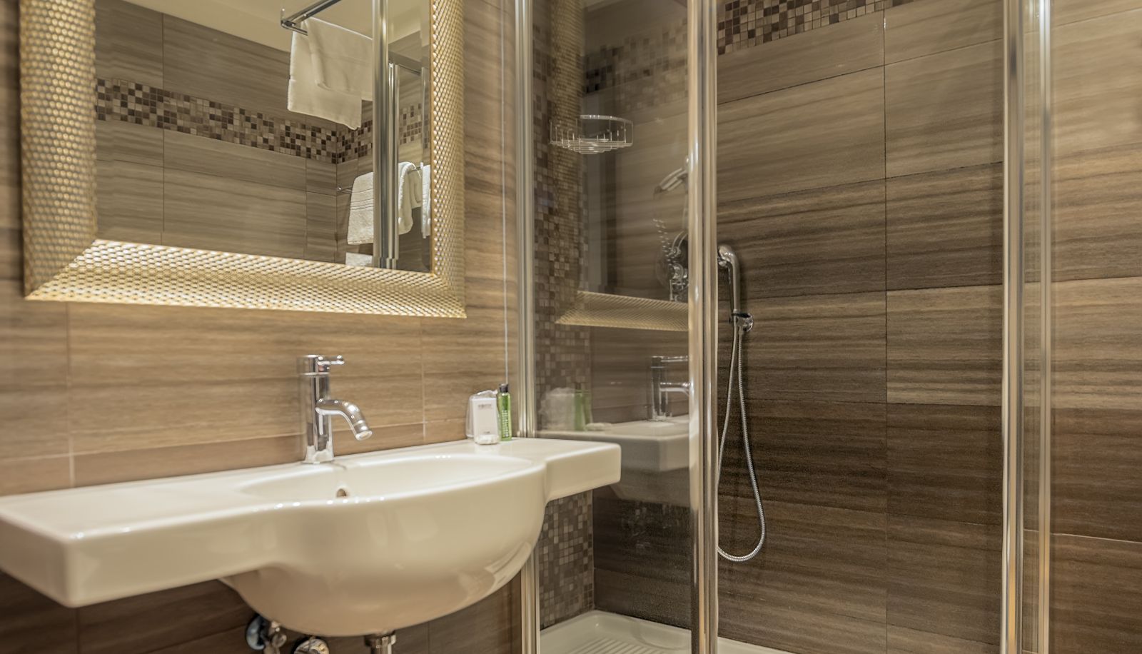 Badezimmer - Comfort Hotel Roma Airport