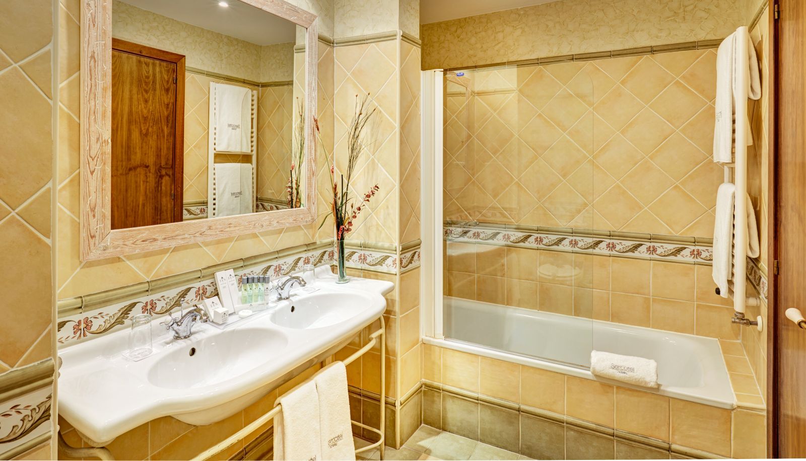 Cuarto de baño - Silken Villa de Laguardia