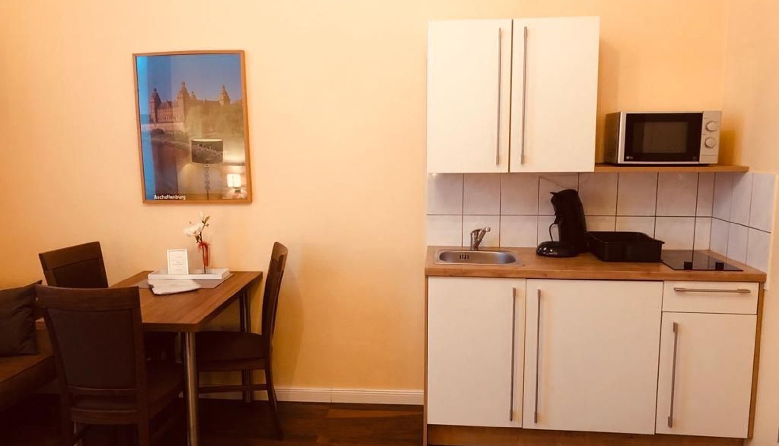Keuken in de kamer - Hofgarten Apartments
