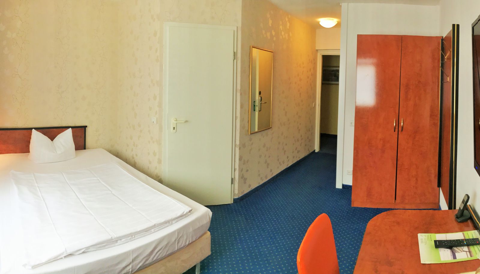 Habitación superior (individual) - Rhein Neckar Hotel Mannheim 24h Checkin
