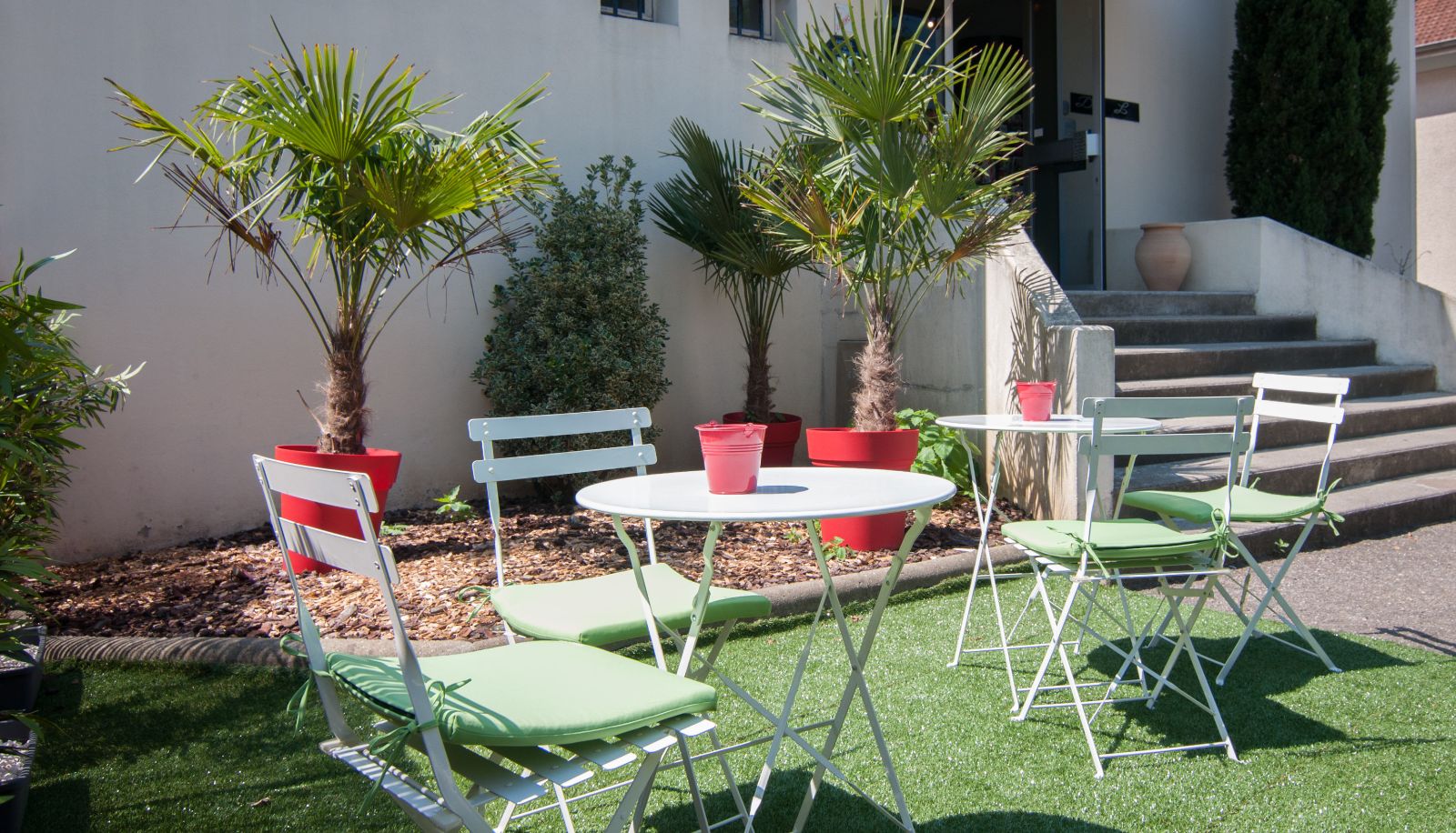 Terrace - Lyon Est  Hôtel Dau Ly The Originals City