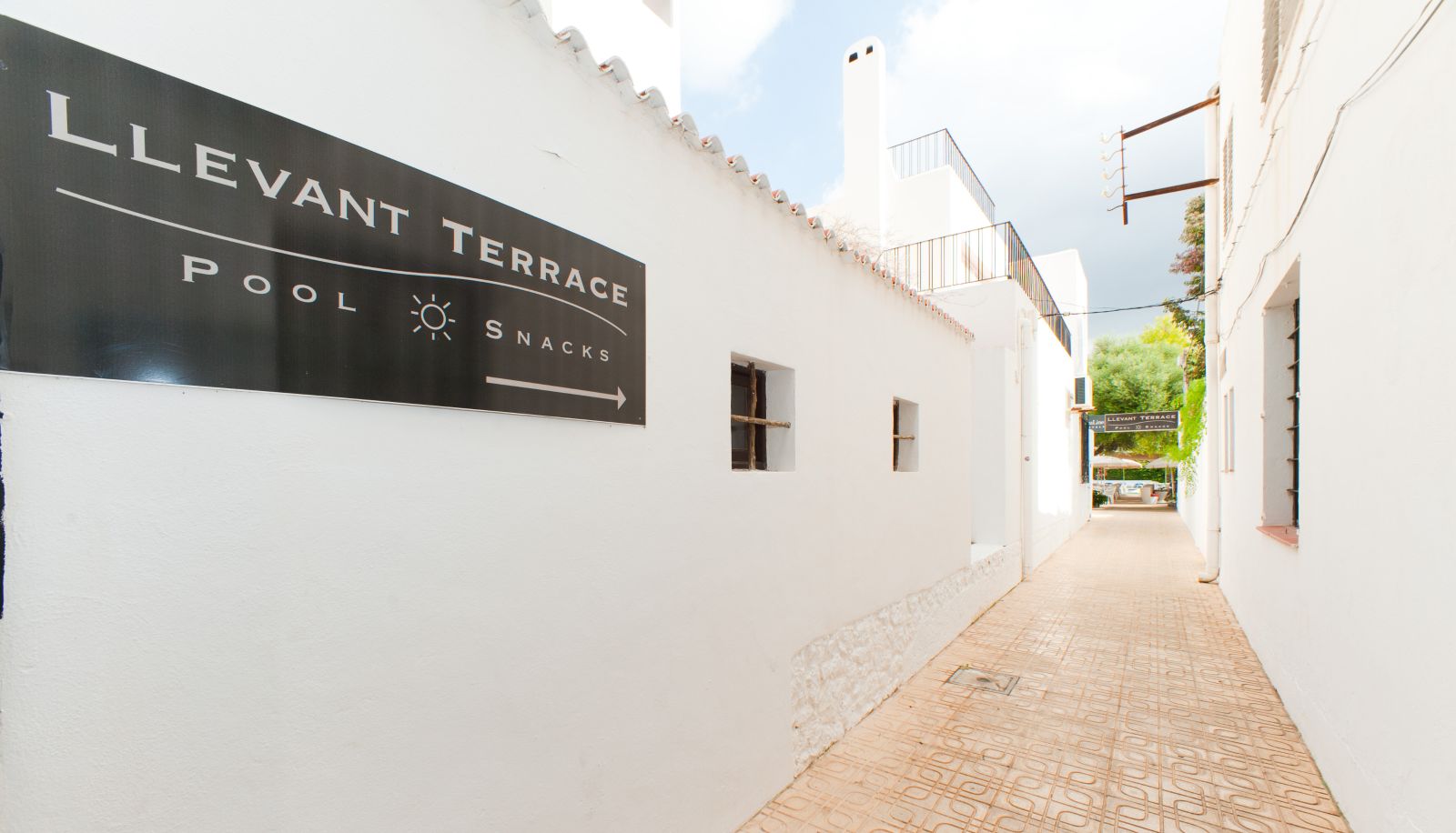 Piscina - The White Apartments by Ibiza Feeling