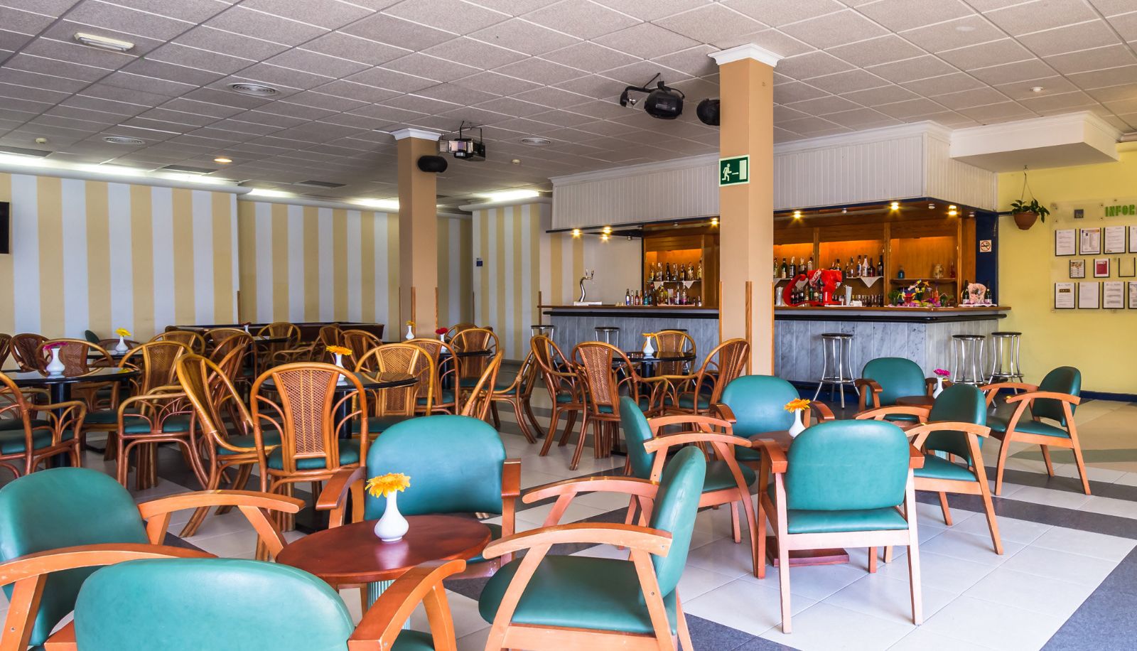 Bar - BelleVue Aquarius Apartments