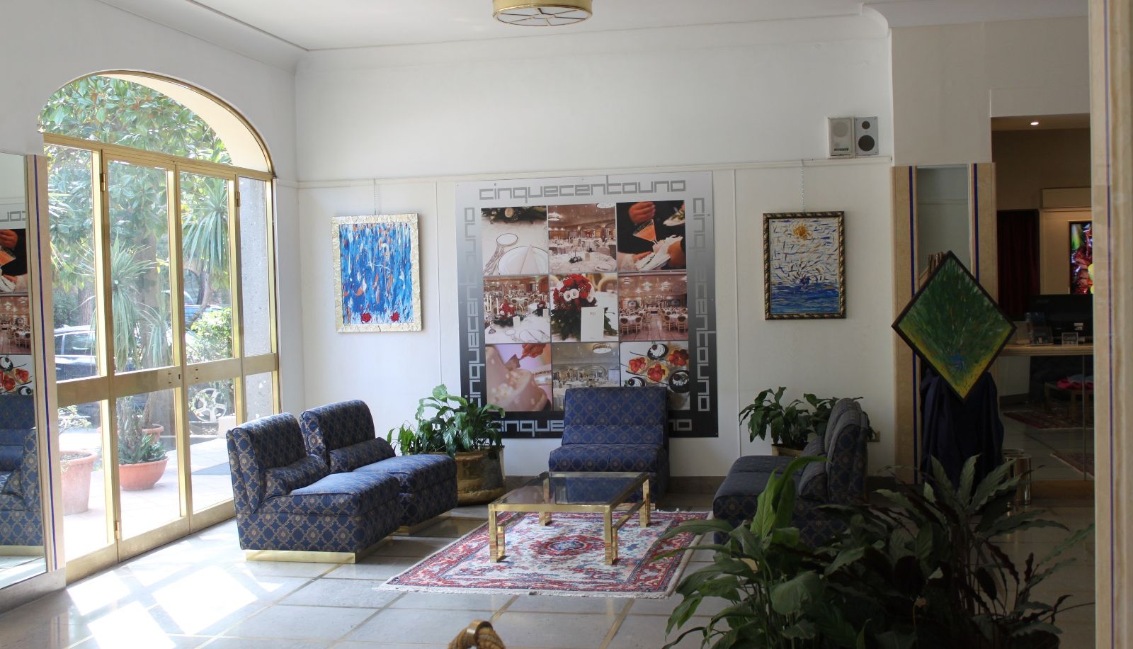 Lobby - 501 Hotel