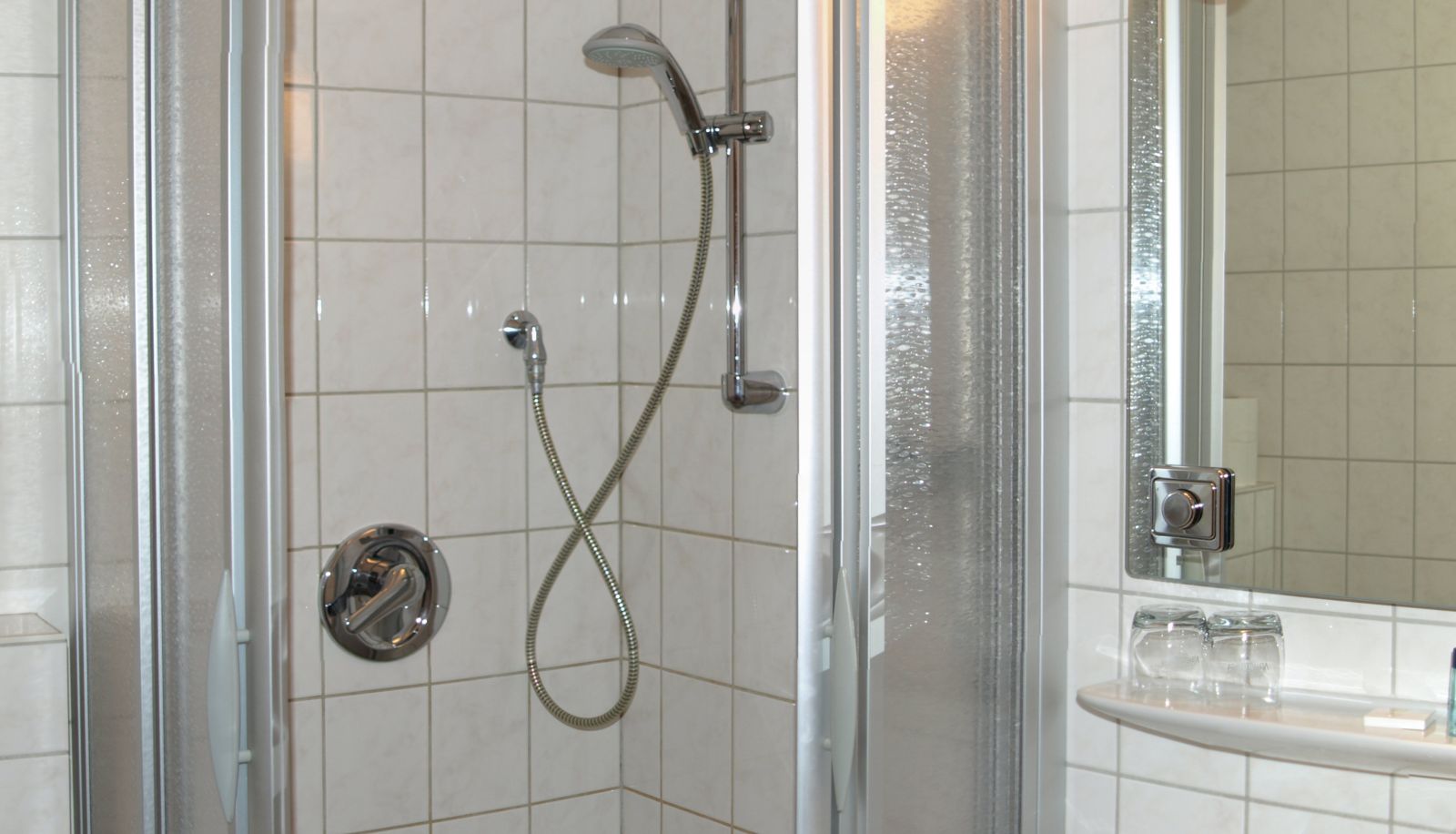 Badezimmer - Zur Sonne Gasthof
