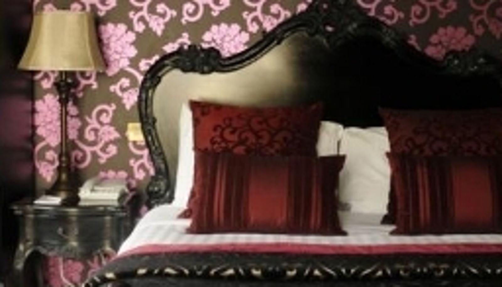 Suite - Red Hall