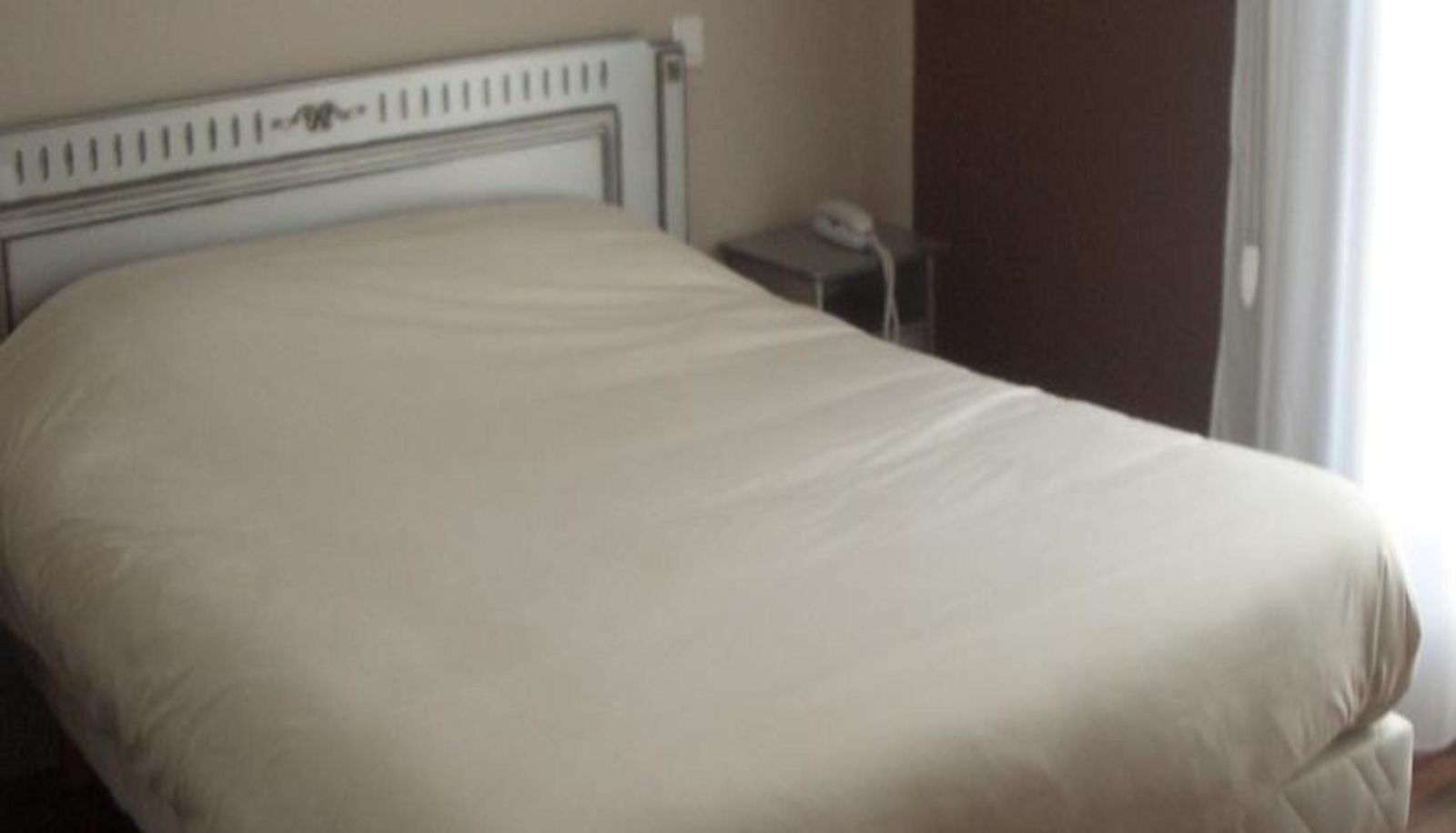 Standard room (double) - Parc Logis