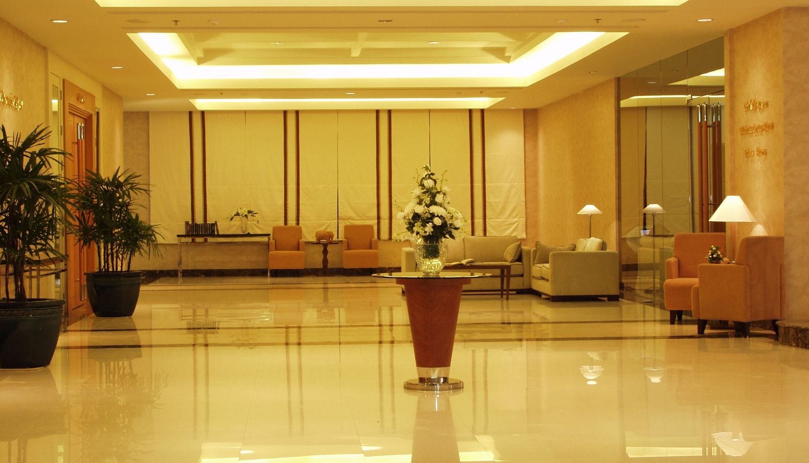 Kongresshalle - Jasmine City Hotel