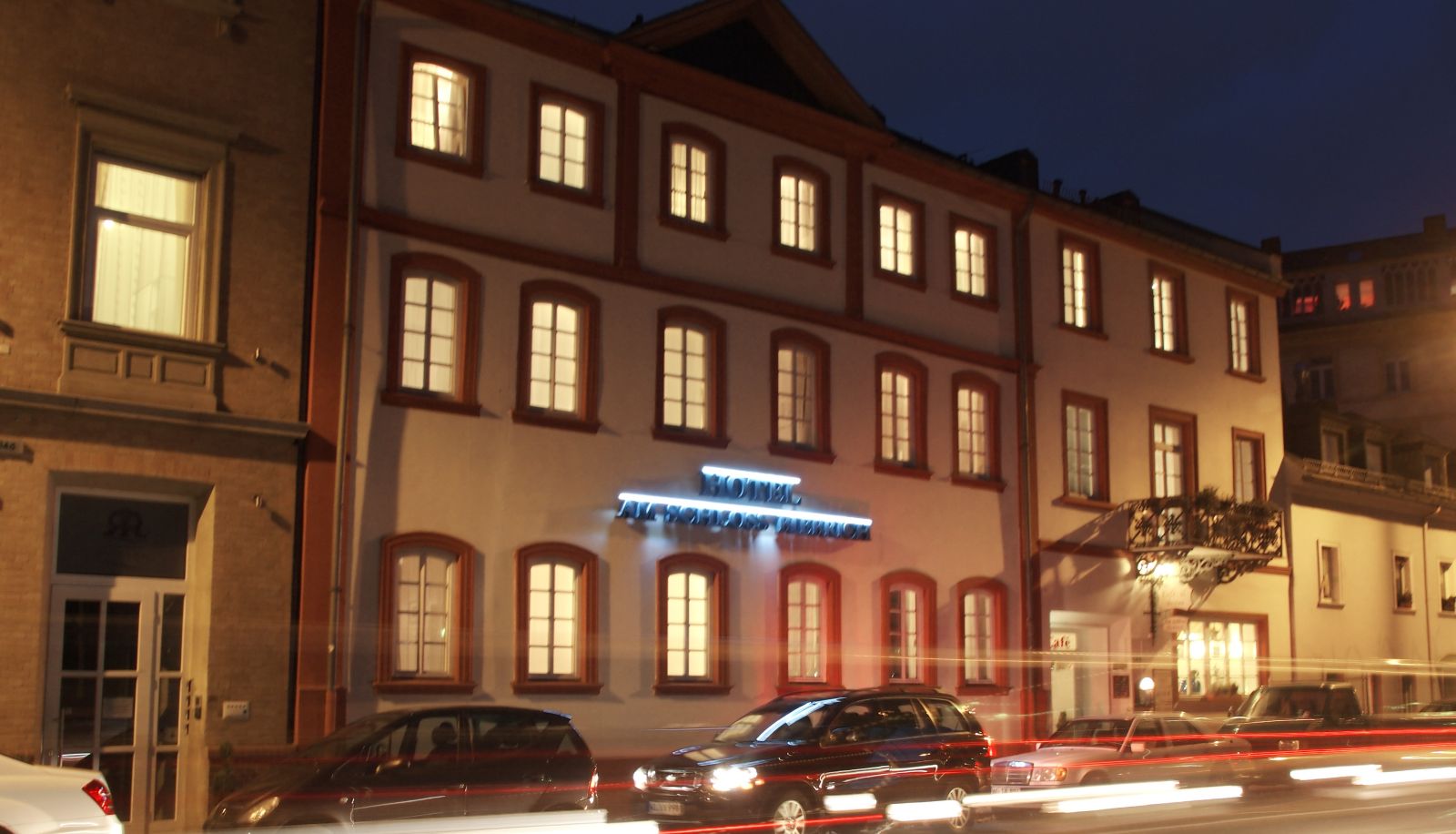Surrounding - Am Schloss Biebrich