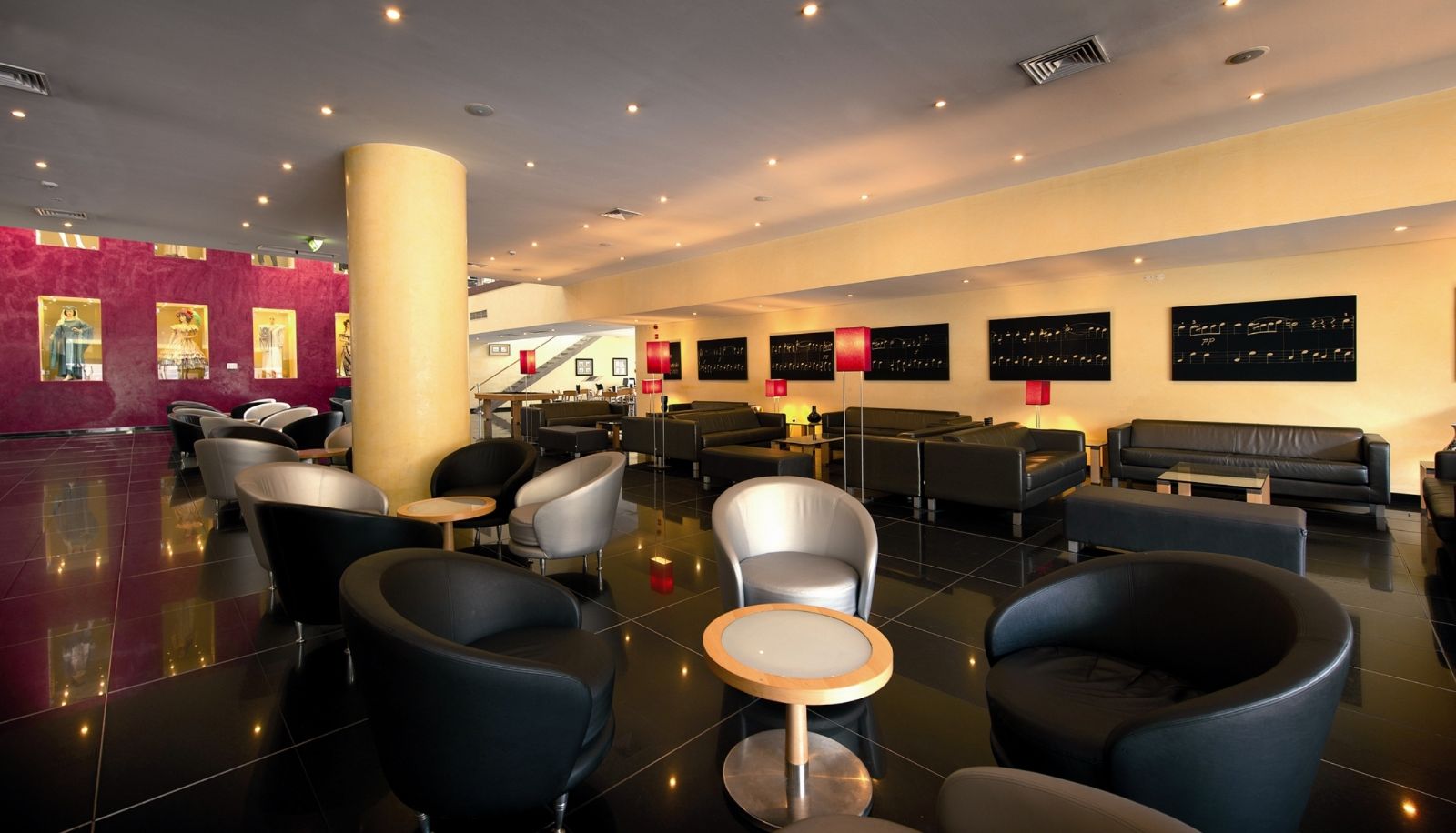 Lobby - Vila Galé Ópera