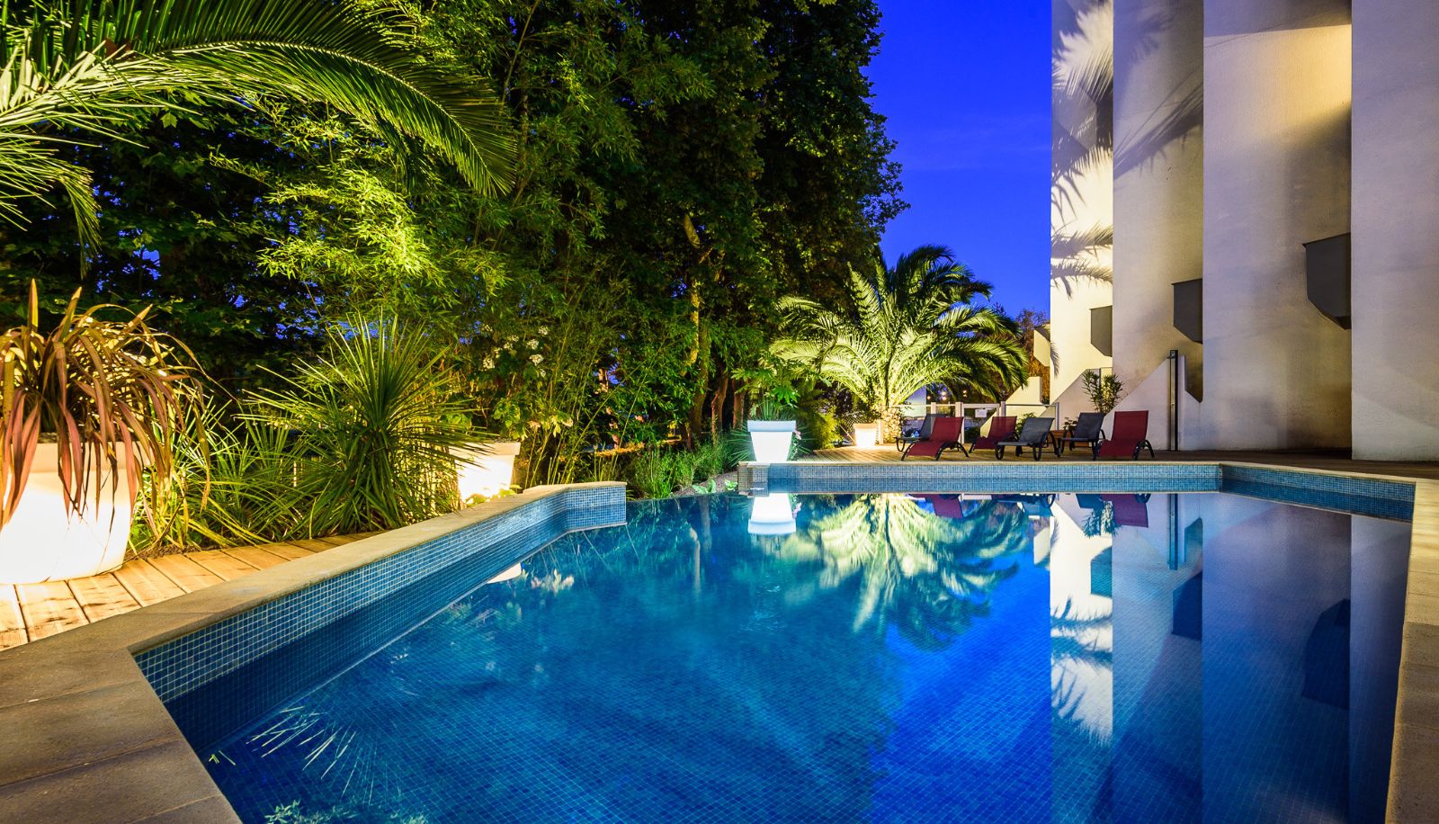 Pool - Le Bayonne hotel