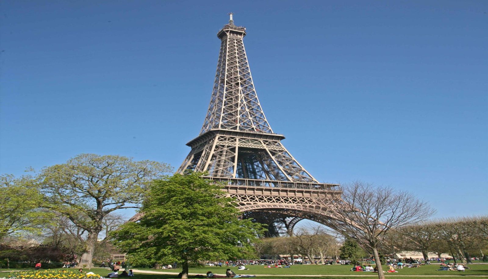 Environs - Auteuil Tour Eiffel