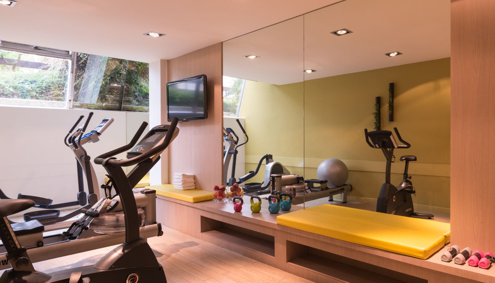 Fitness room - Hôtel Mercure Paris Boulogne Pont de Saint Cloud