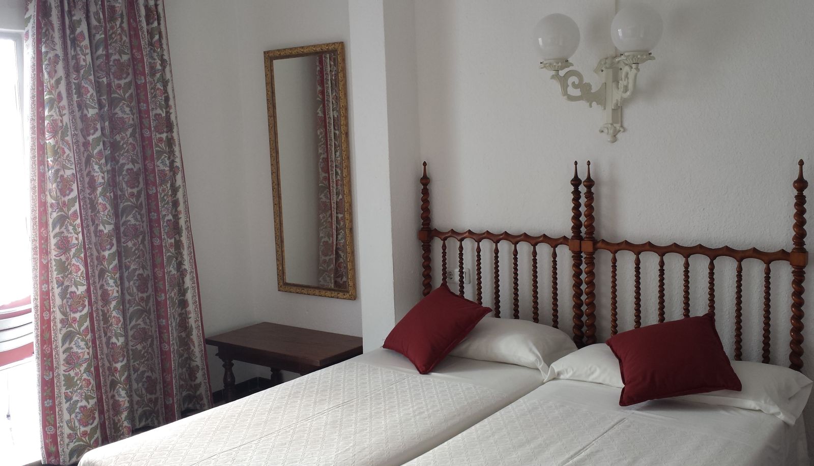 Pokój standardowy (dwuosobowy) - Ca´s Bombu Hostal