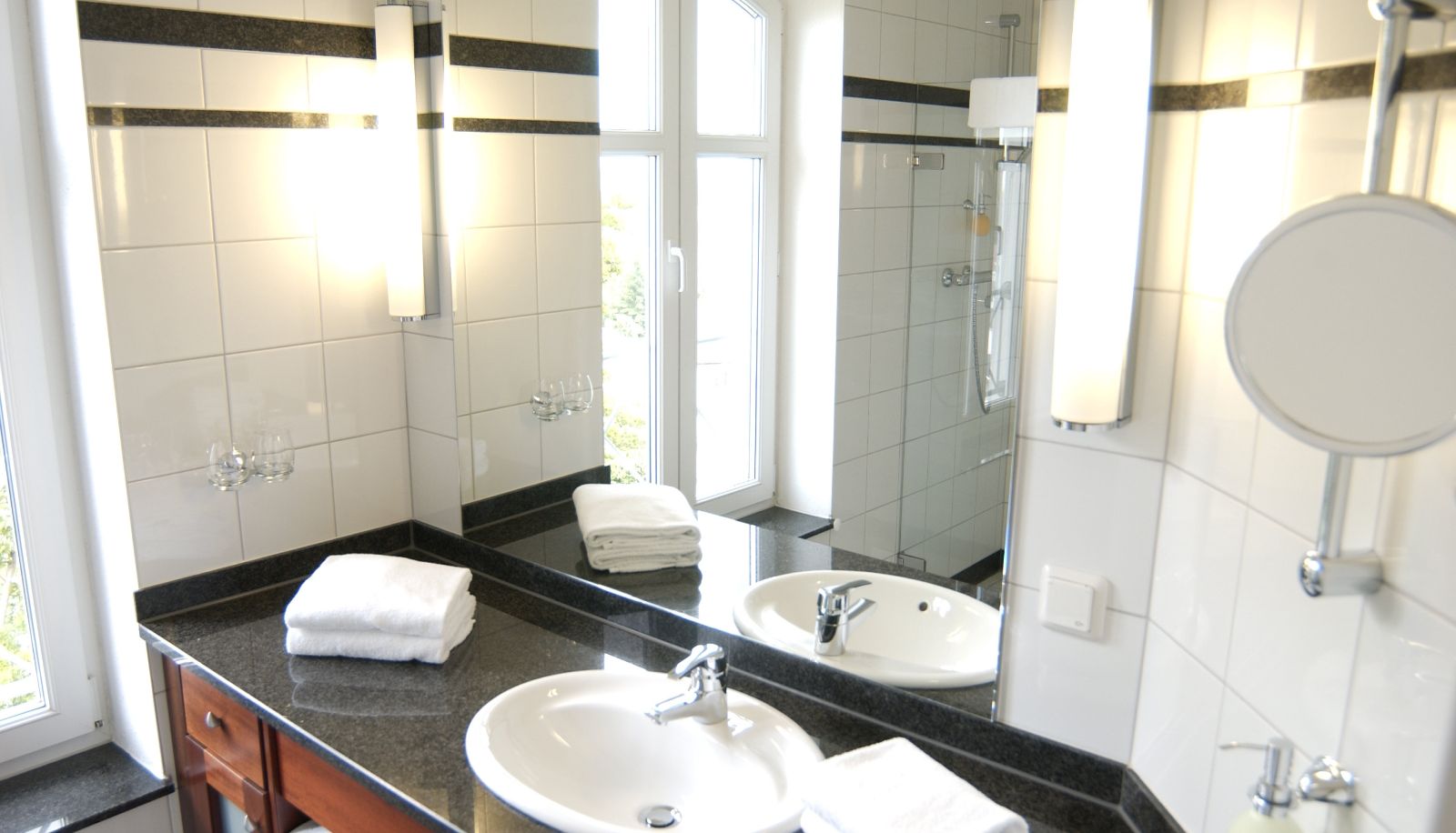 Bathroom - Villen Fortuna & Felicitas Luxus-Appartements