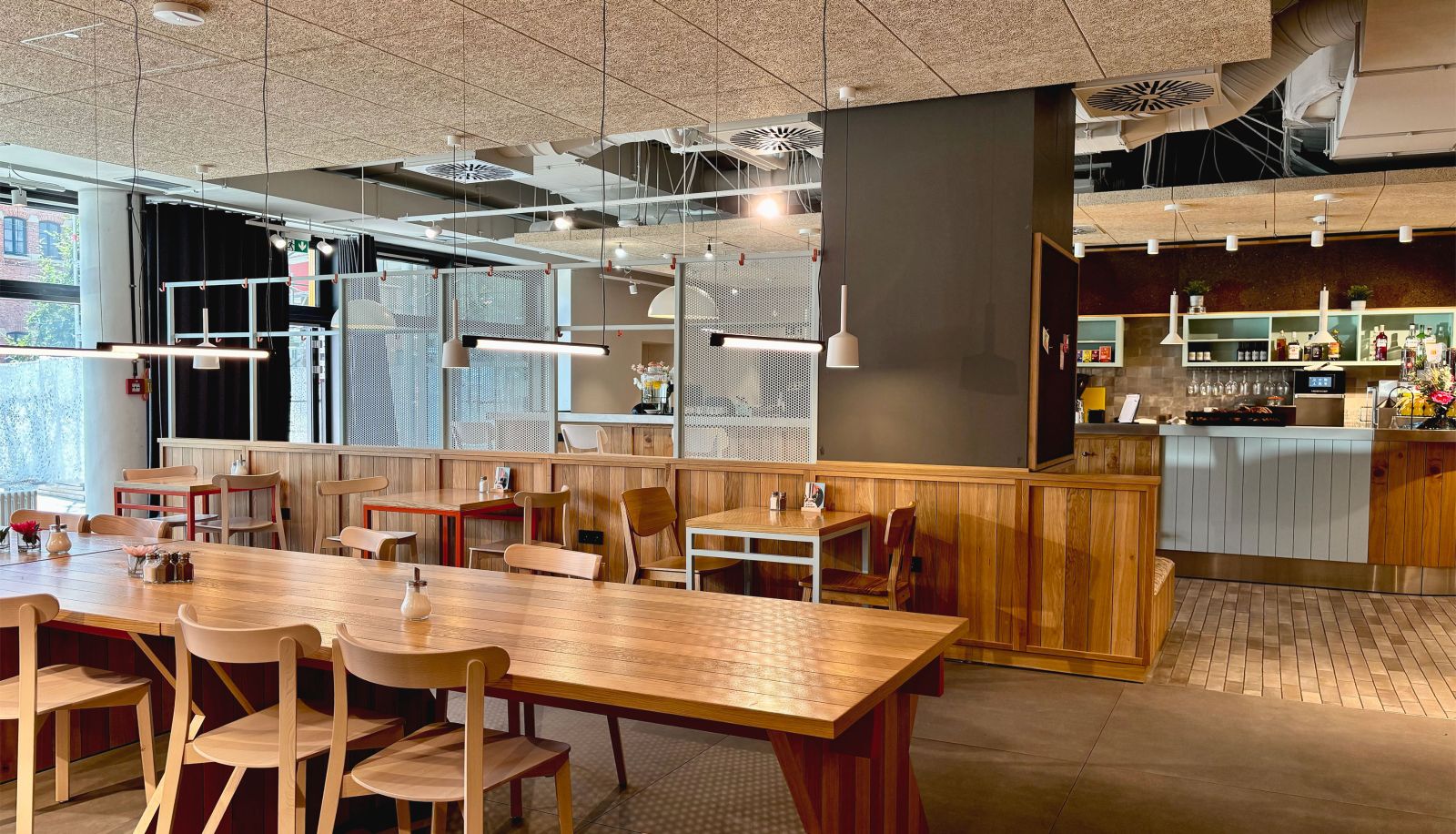 Sala de desayunos - MEININGER Hotel München Zentrum
