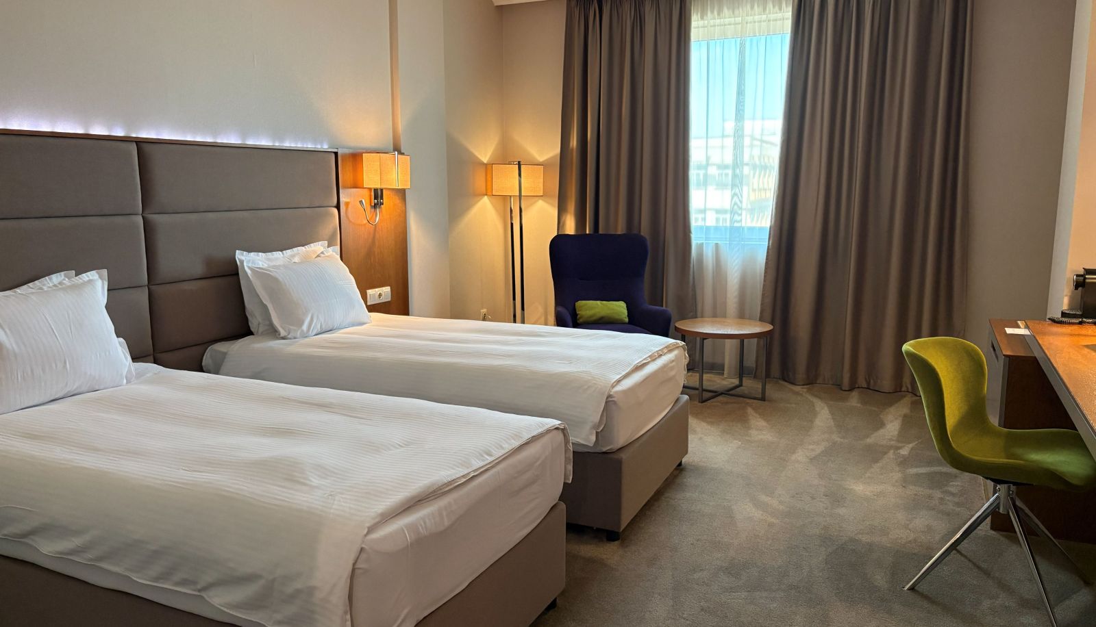 Standard room (double) - Golden Tulip Varna