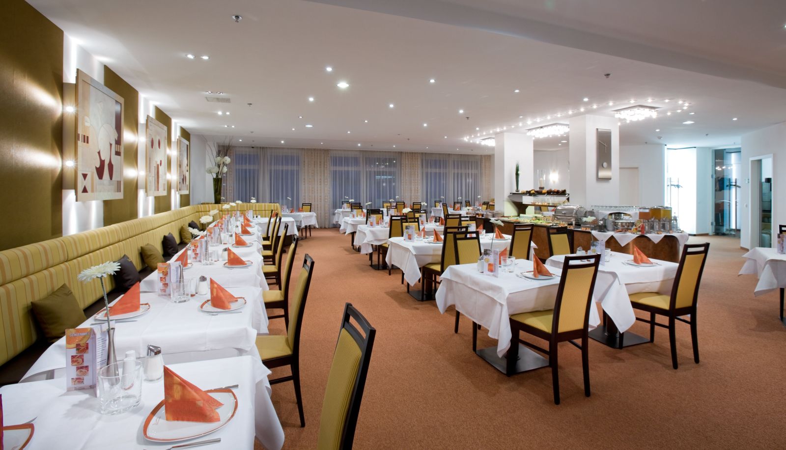Sala prima colazione all'interno del ristorante - City Hotel ISAR – RESIDENZ