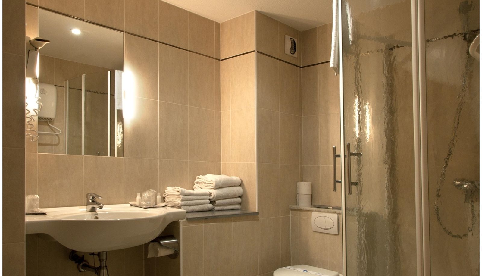 Habitación - Sète Balaruc-le-Vieux  Hôtel L'Hippocampe The Originals City