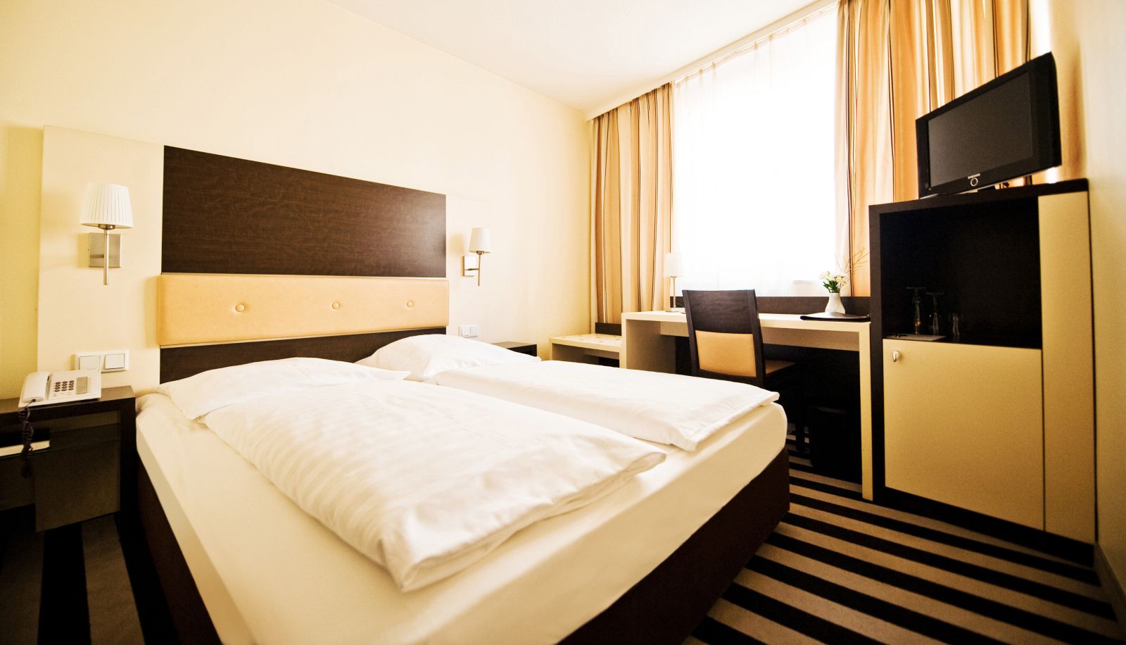 Standard room (double) - Tante ALMA Hotel Bristol