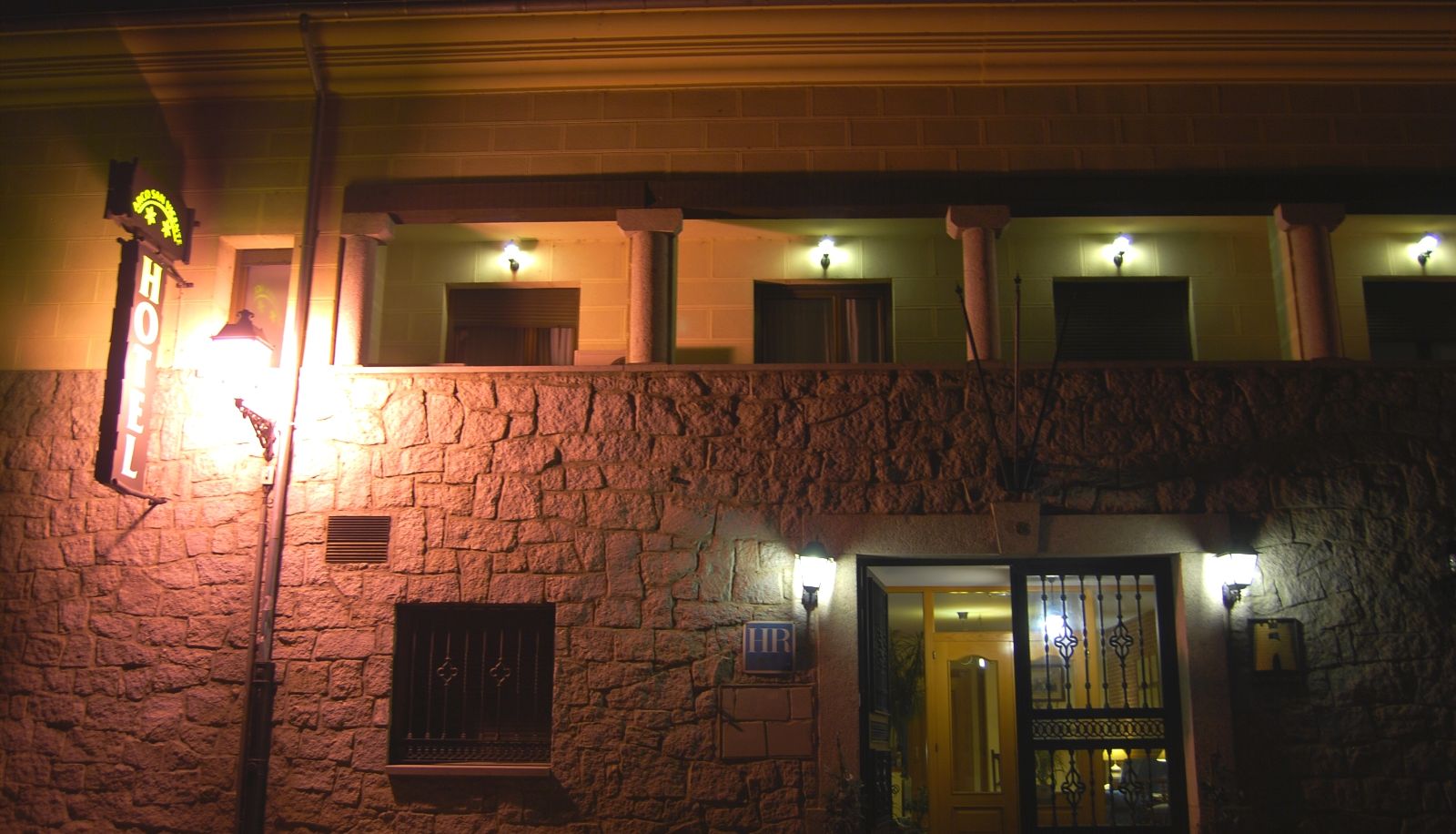 Buitenruimte van het hotel - Arco San Vicente