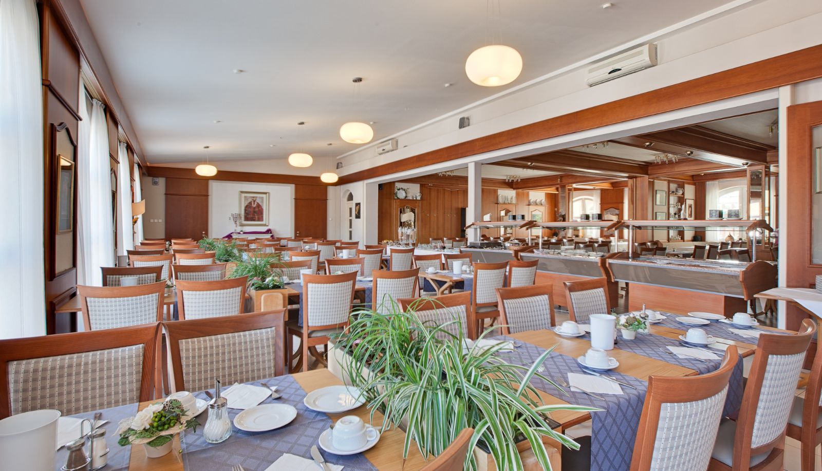 Breakfast room - Göller